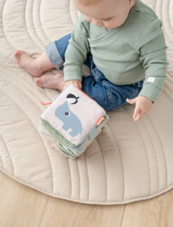 Done By Deer Cube Sensoriel Dépliable -Bébés Produits Boutique done by deer cube sensoriel depliable 4