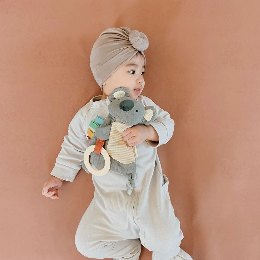 Itzy Ritzy Jouet Sensoriel à Froisser Koala 2 Itzy Ritzy Jouet Sensoriel à Froisser Koala – Image 2