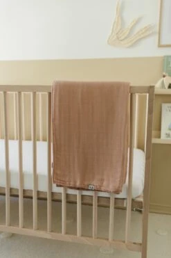 Lil North Co. Grande Couverture En Mousseline 8 épaisseurs Coffee -Bébés Produits Boutique lil north co grande couverture en mousseline 8 epa 3