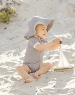 Quincy Mae Chapeau De Piscine Lagoon -Bébés Produits Boutique quincy mae chapeau de piscine lagoon 2