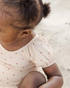 Quincy Mae Maillot Une Pièce Catalina Fraises -Bébés Produits Boutique quincy mae maillot une piece catalina fraises 2